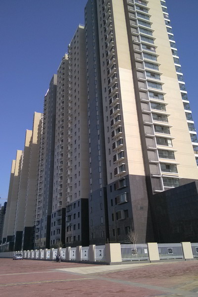 南京建工集團六公司西城逸品三期二標段項目33＃樓喜獲“鹽城市優(yōu)質(zhì)結(jié)構(gòu)工程”