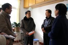 各級(jí)領(lǐng)導(dǎo)開(kāi)展節(jié)前慰問(wèn)活動(dòng)